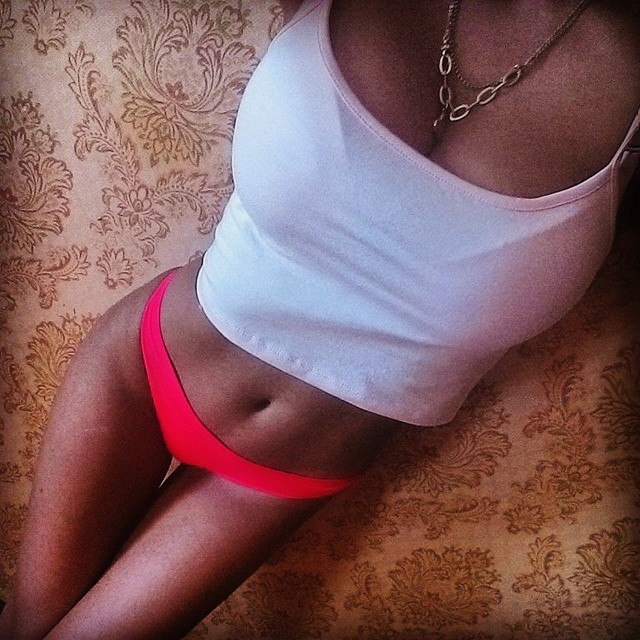 Мои услуги наполнены страстью и желанием удовлетворить тебя на все 100%. 🌟 У меня есть опыт и все необходимые навыки, чтобы исполнить любые твои фантазии. 🌈 Я гарантирую тебе уникальный опыт, который оставит в твоей памяти следующую эмоцию 😍 Чтобы лучше меня узнать, можешь посмотреть мои фото в профиле. ✨ Я всегда готова обсудить все детали и пожелания, чтобы наше свидание было незабываемым. 🌹 Живу в Москве, так что не стесняйся обращаться ко мне в любое время! 😘 28362, 22 года